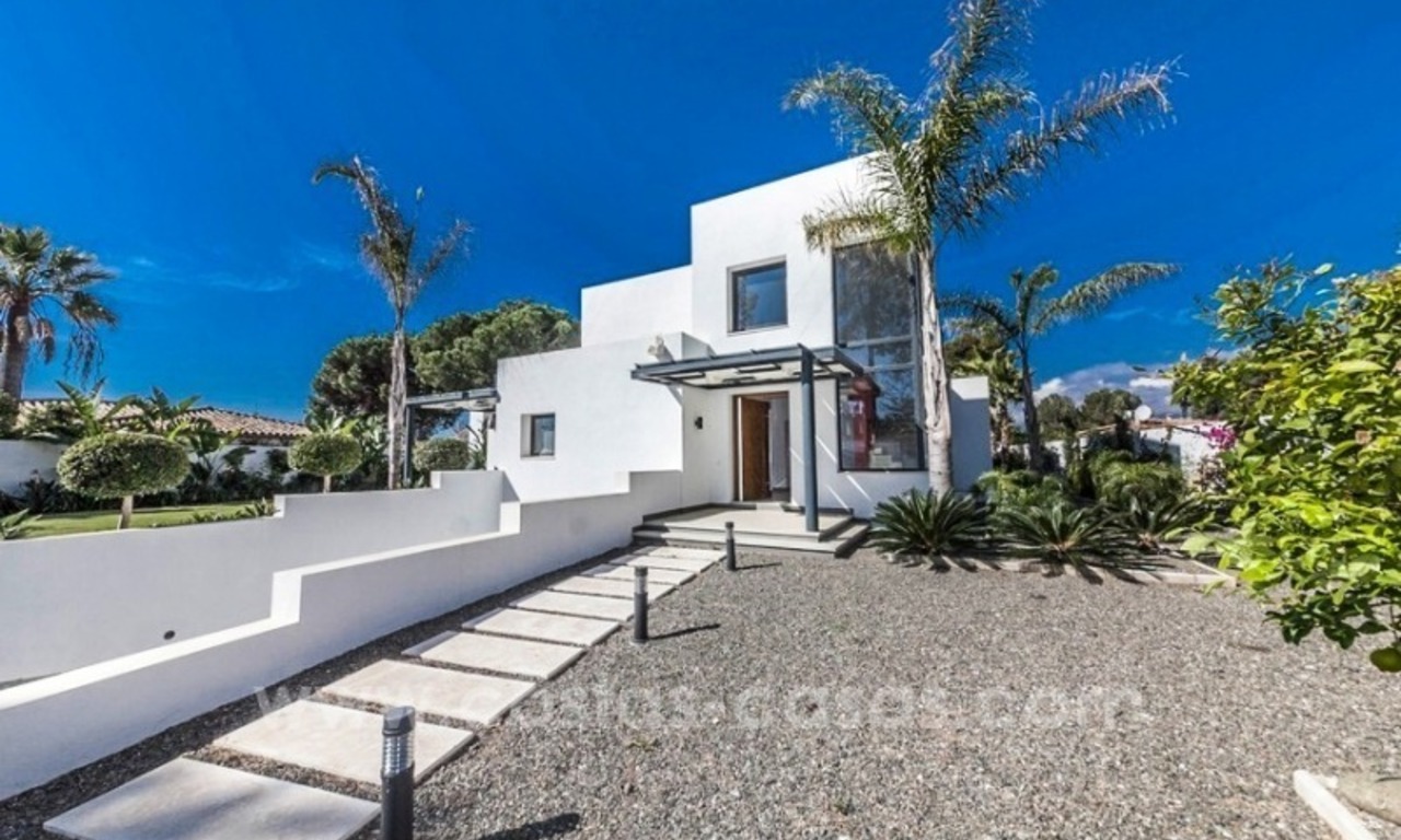 Nouvelles villas de plage de design en vente sur la Nouvelle Mille d’Or, Marbella - Estepona 3