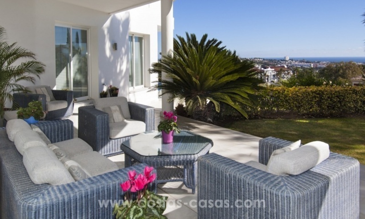Villa contemporaine de golf à vendre dans une zone huppée de Nueva Andalucía - Marbella 9
