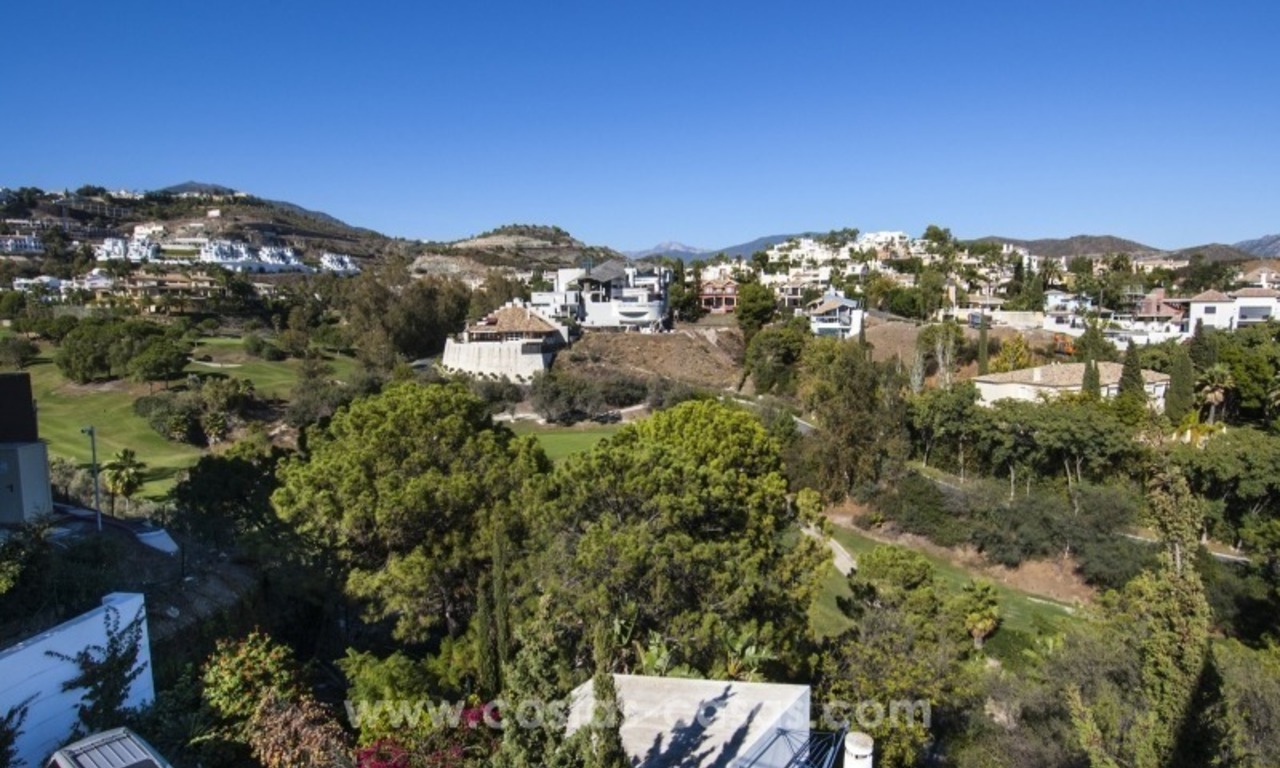 Villa contemporaine de golf à vendre dans une zone huppée de Nueva Andalucía - Marbella 26