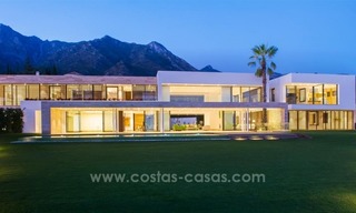 Villa contemporaine nouvellement construite à vendre sur le Golden Mile, Sierra Blanca, Marbella 4