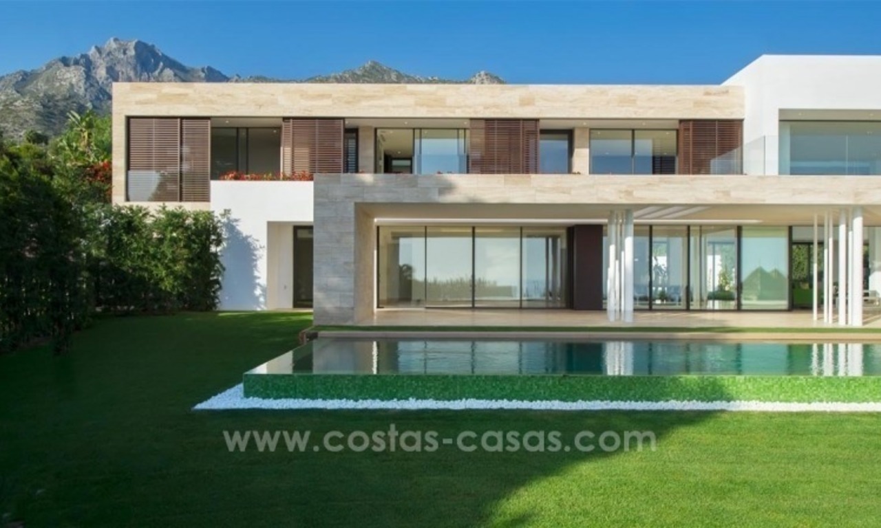 Villa contemporaine nouvellement construite à vendre sur le Golden Mile, Sierra Blanca, Marbella 3