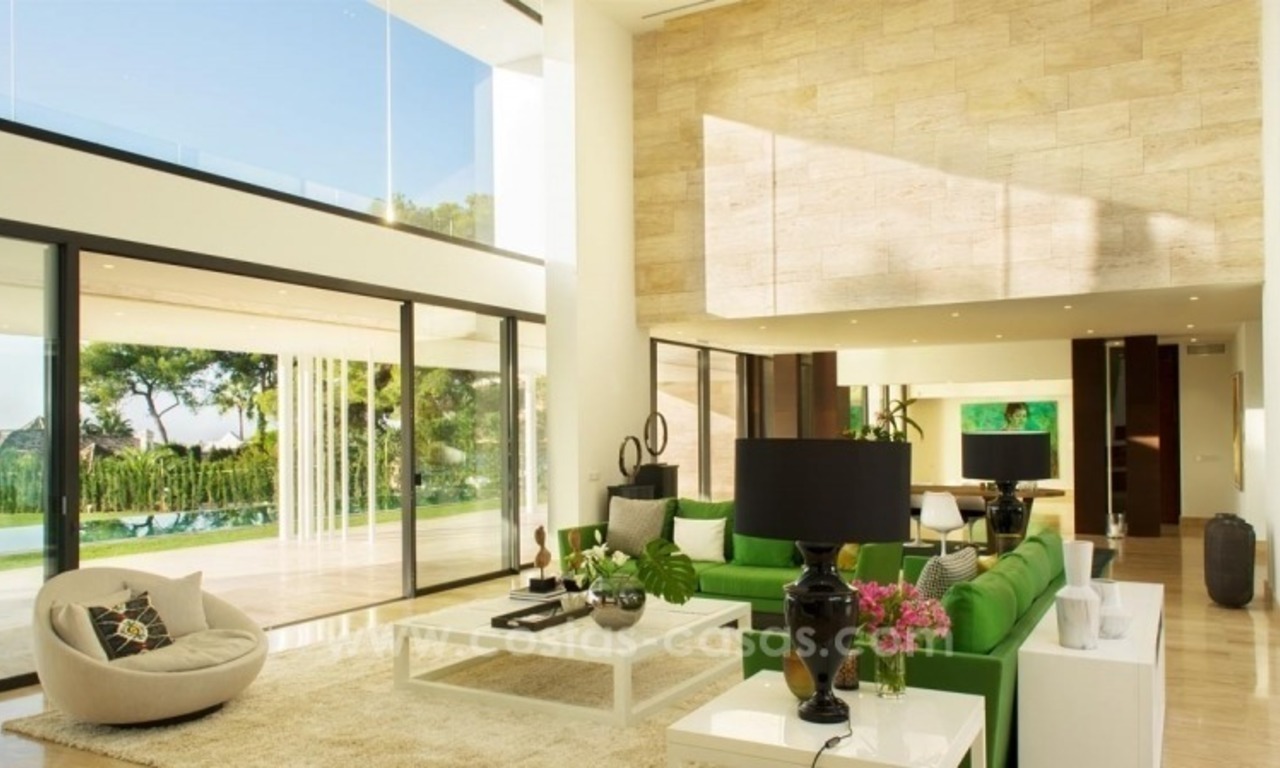 Villa contemporaine nouvellement construite à vendre sur le Golden Mile, Sierra Blanca, Marbella 11