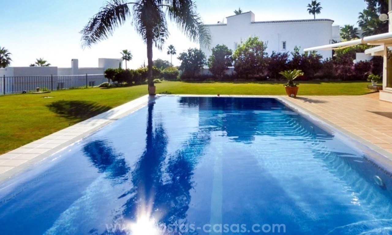 Villa avec de fabuleuses vues mer à vendre à Golden Mile, Marbella 7