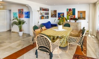 Villa avec de fabuleuses vues mer à vendre à Golden Mile, Marbella 14