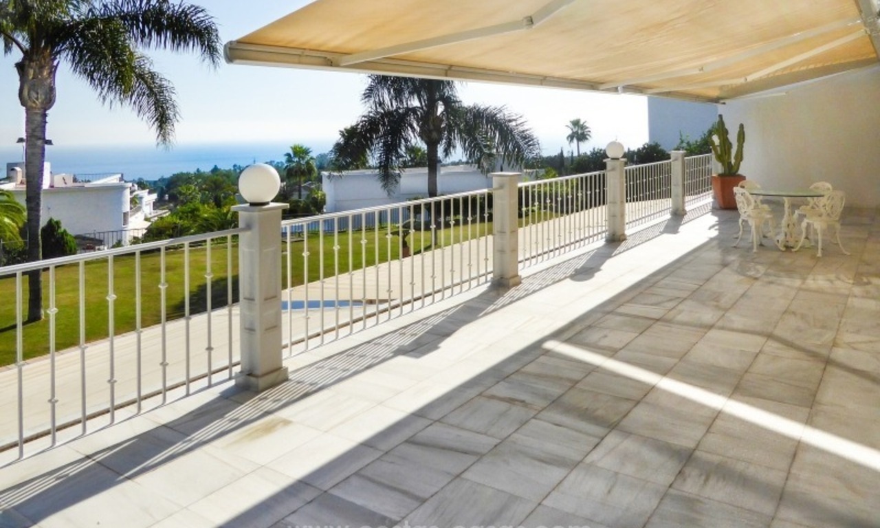 Villa avec de fabuleuses vues mer à vendre à Golden Mile, Marbella 10
