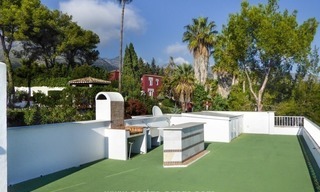 Villa avec de fabuleuses vues mer à vendre à Golden Mile, Marbella 23