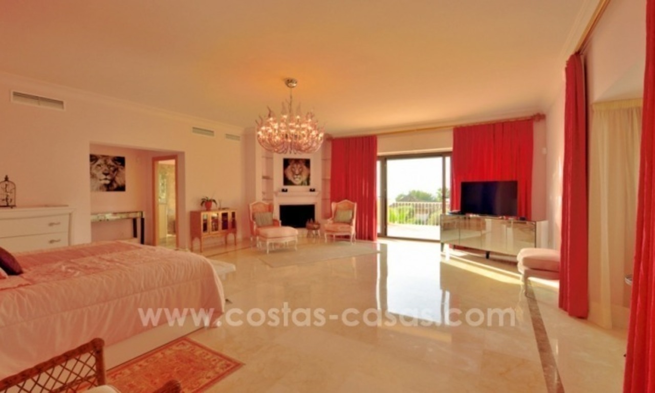 Grande villa avec vue sur la mer à vendre sur la Mille d’Or, Sierra Blanca, Marbella 17