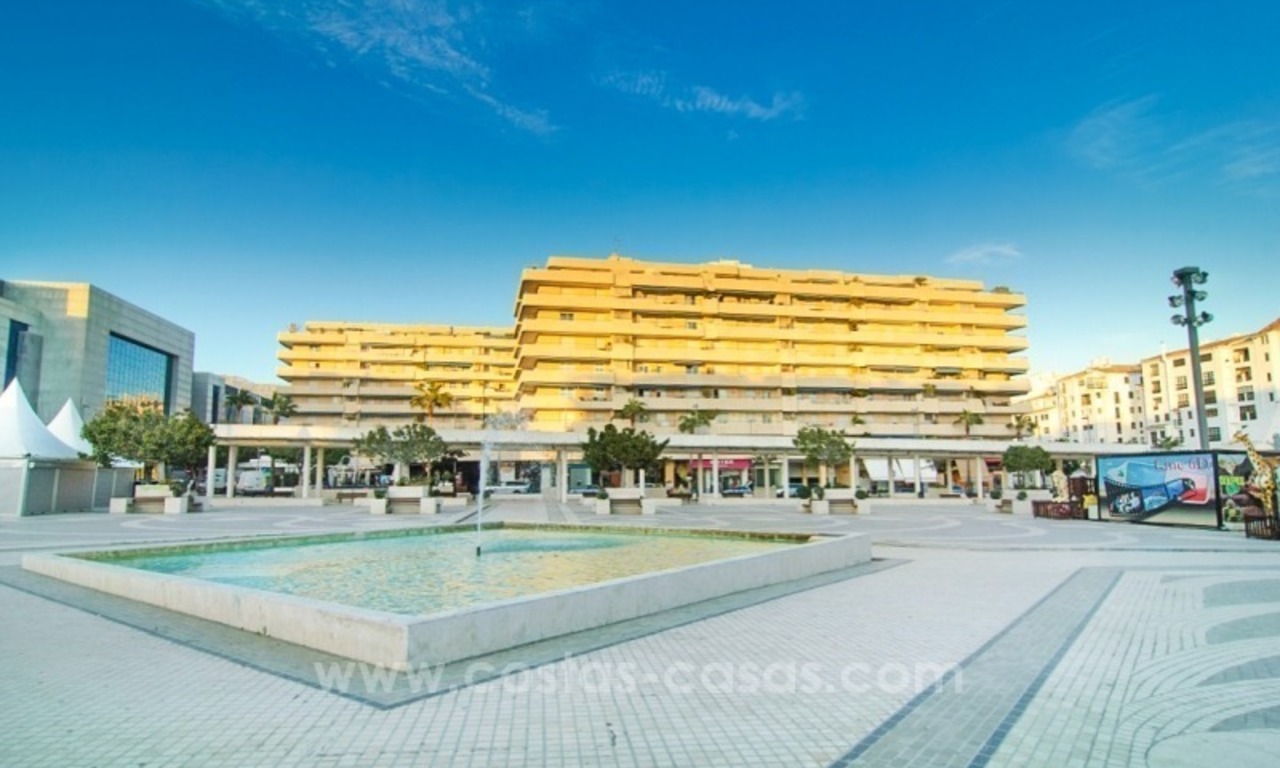 Appartement Avec fabuleuses Vues sur Mer à vendre au centre de Puerto Banús, Marbella 4