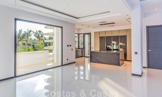 Villas de plage et de golf modernes de design à vendre à Guadalmina, Marbella 29014 