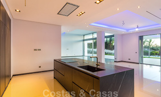 Villas modernes de design en deuxième ligne de plage à vendre à Guadalmina Baja, Marbella 29030 