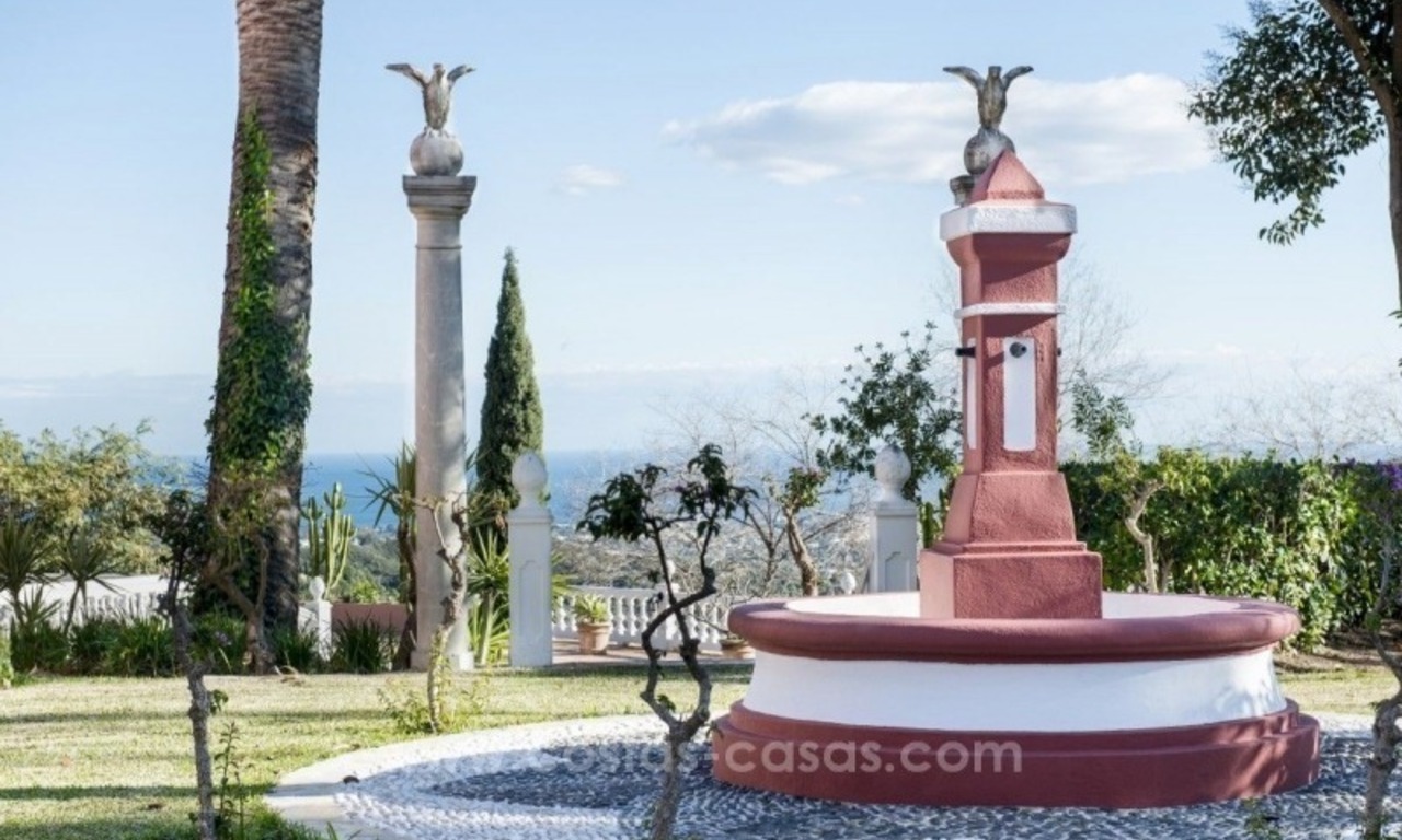 Villa en vente à Benahavis - Marbella: Urbanisation El Madroñal sur une parcelle plate de 11.000m2 avec des vues impressionantes 8