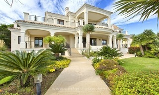 Villa avec vue panoramique sur la Nouvelle mille d'or, Marbella - Estepona 1