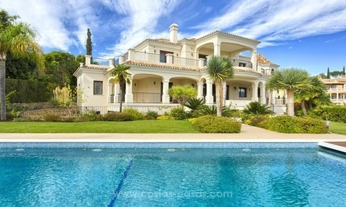 Villa avec vue panoramique sur la Nouvelle mille d'or, Marbella - Estepona 