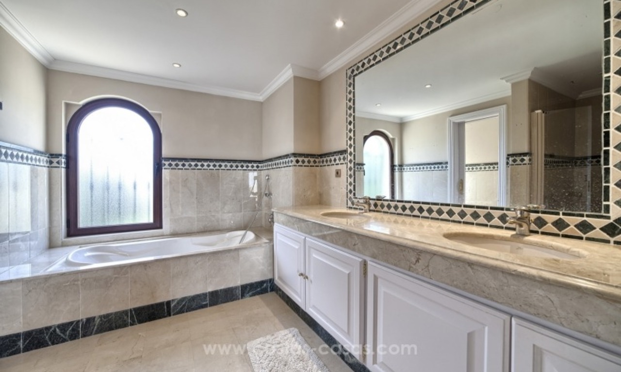 Villa avec vue panoramique sur la Nouvelle mille d'or, Marbella - Estepona 20