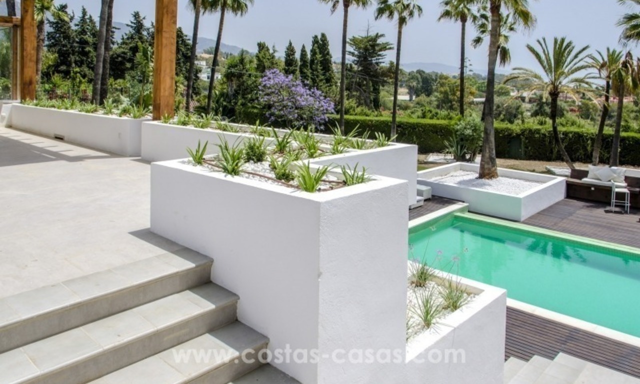 Villa moderne rénovée à vendre sur la Mille d’Or, Marbella 4