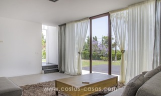 Villa moderne rénovée à vendre sur la Mille d’Or, Marbella 26