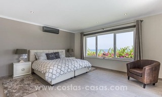 Villa de luxe en première ligne de plage à vendre à Mijas-Costa, Costa del Sol 10