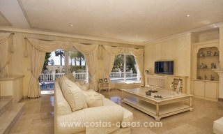 Magnifique villa en deuxième ligne de plage à vendre avec vue sur la mer à Marbella Est 12