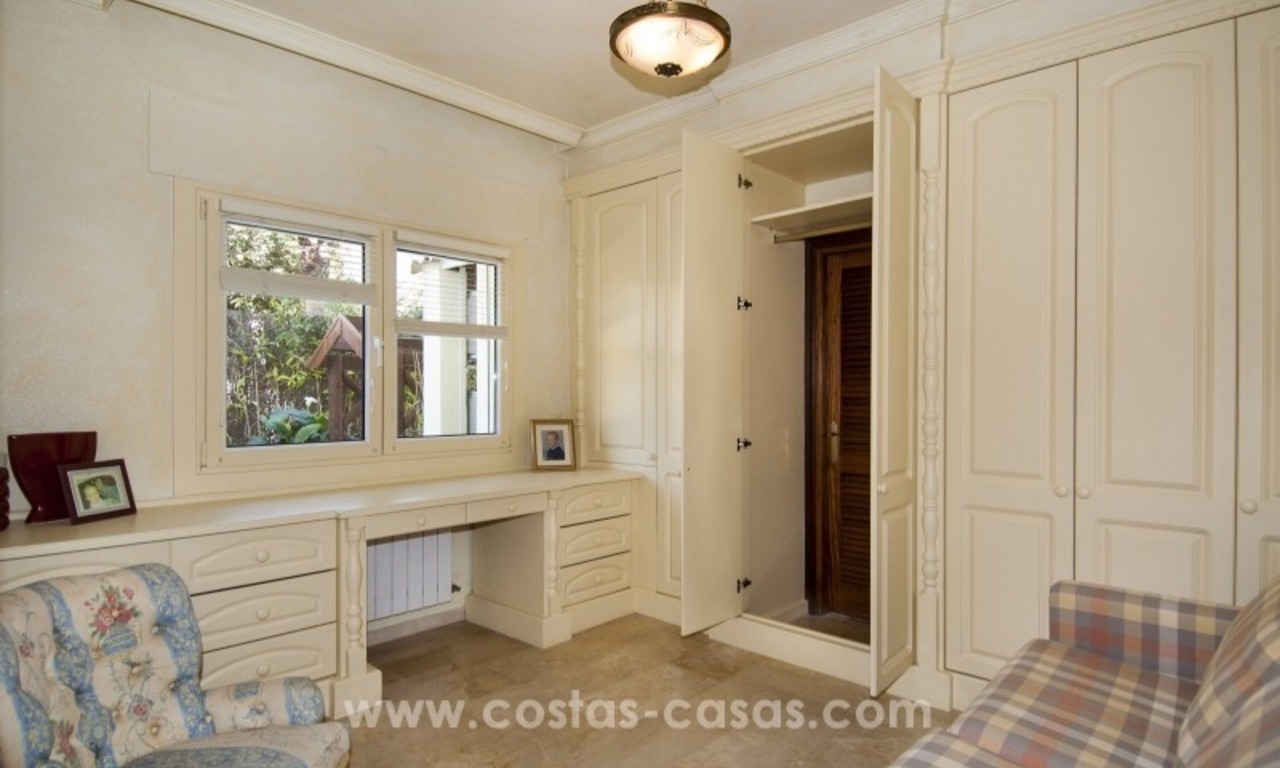 Magnifique villa en deuxième ligne de plage à vendre avec vue sur la mer à Marbella Est 20