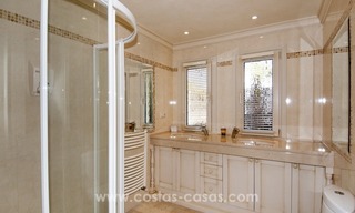 Magnifique villa en deuxième ligne de plage à vendre avec vue sur la mer à Marbella Est 21