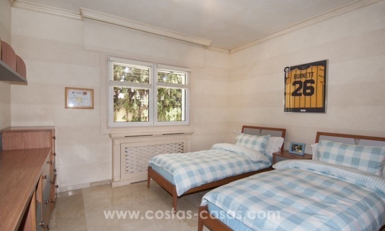 Magnifique villa en deuxième ligne de plage à vendre avec vue sur la mer à Marbella Est 22