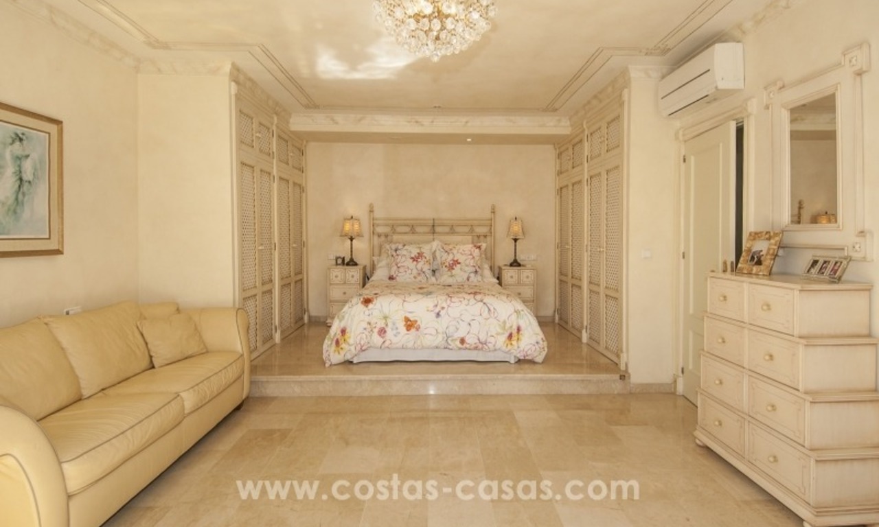 Magnifique villa en deuxième ligne de plage à vendre avec vue sur la mer à Marbella Est 27