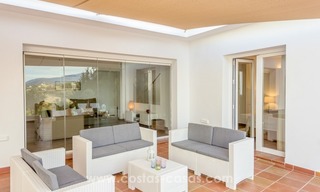 Villa très privée rénovée à vendre sur la Nouvelle Mille d’Or, Marbella - Estepona 9