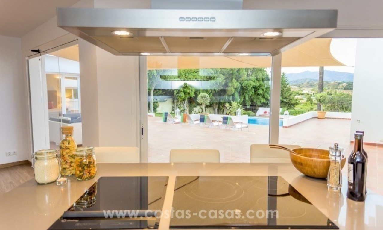 Villa très privée rénovée à vendre sur la Nouvelle Mille d’Or, Marbella - Estepona 19