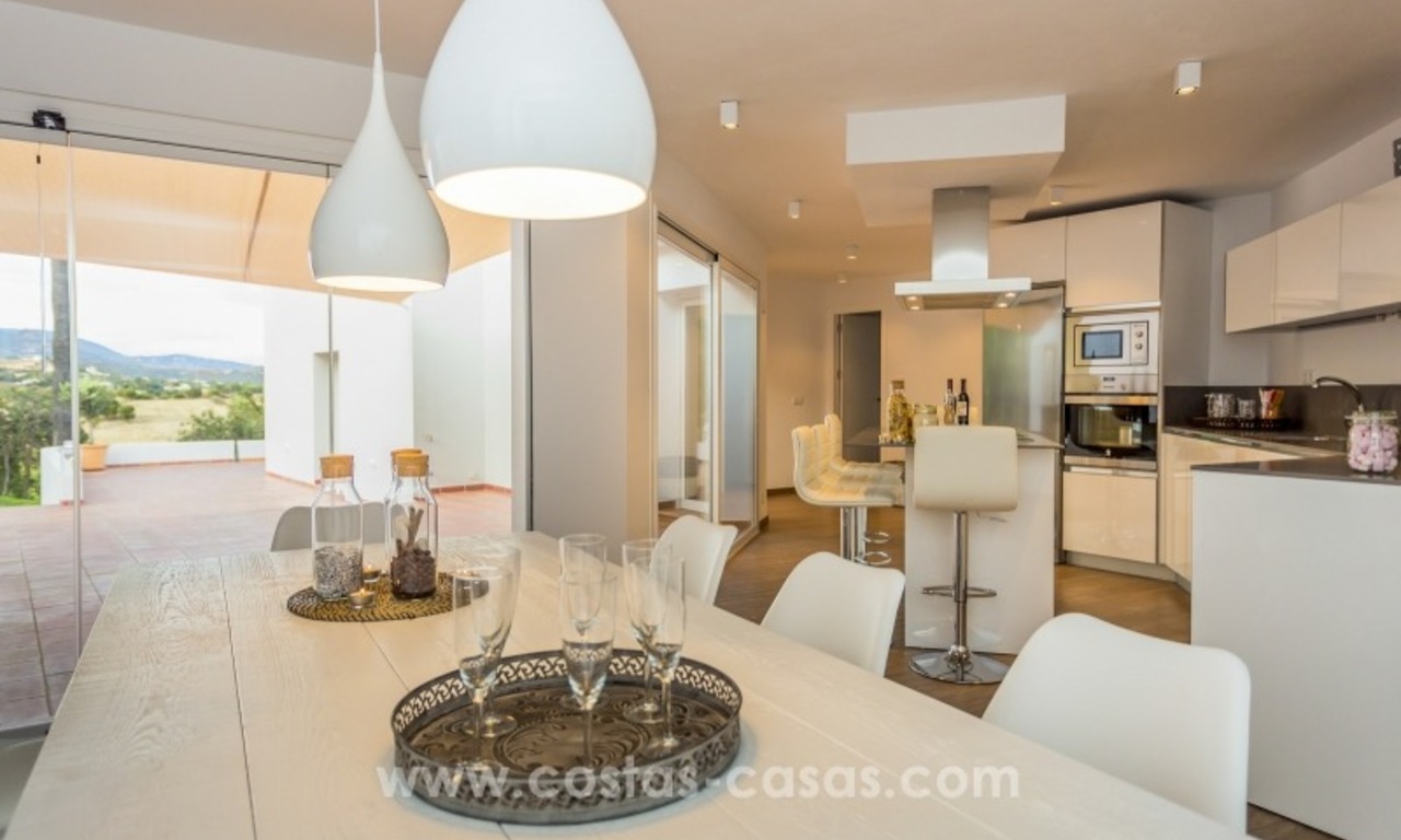 Villa très privée rénovée à vendre sur la Nouvelle Mille d’Or, Marbella - Estepona 17