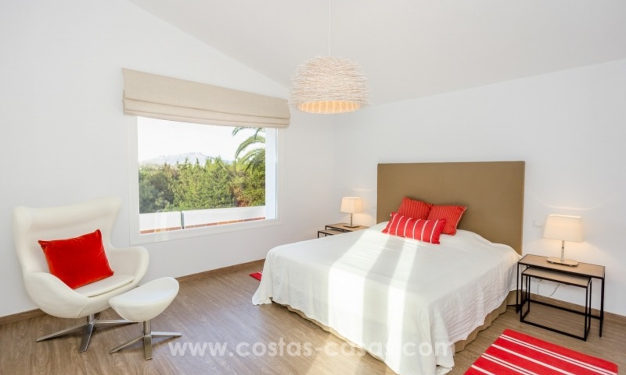 Villa très privée rénovée à vendre sur la Nouvelle Mille d’Or, Marbella - Estepona 21