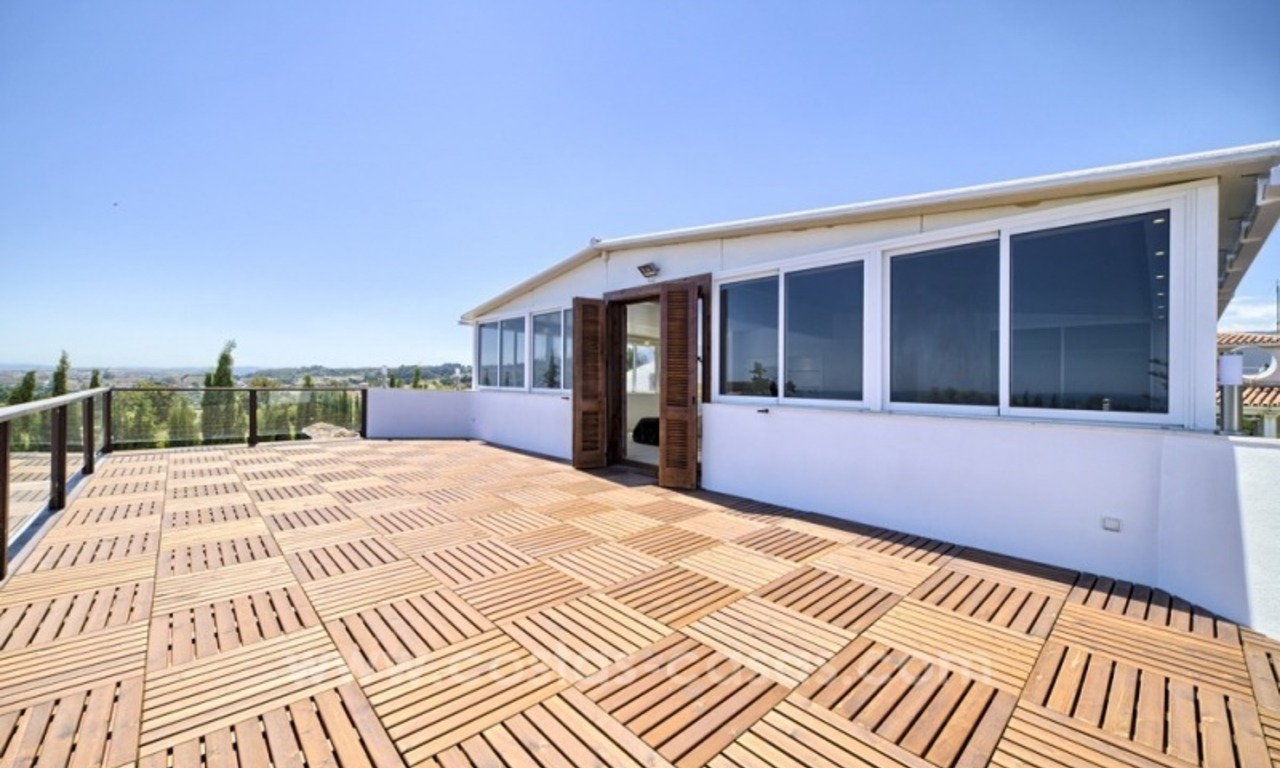Villa contemporaine rénovée à vendre, Nouvelle mille d'or, Marbella - Estepona 9