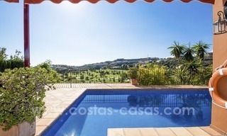 Belle villa avec vue mer et golf à vendre à Benahavís - Marbella 2