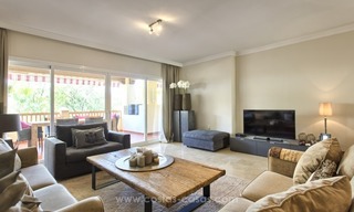 Spacieux appartement en première ligne de golf à vendre à Estepona - Benahavis - Marbella 5