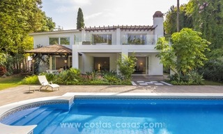 Villa moderna recién reformada en venta en Nueva Andalucía, Marbella 2