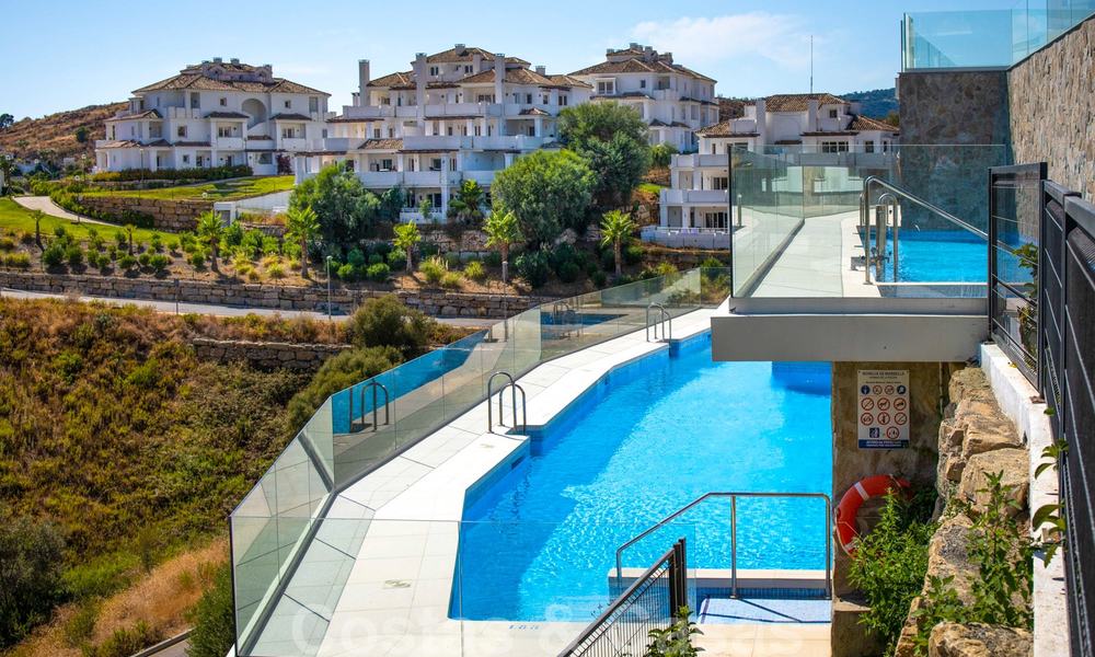 Appartements de design moderne avec piscine privée en vente dans un complexe bijou à Nueva Andalucia - Marbella 28767