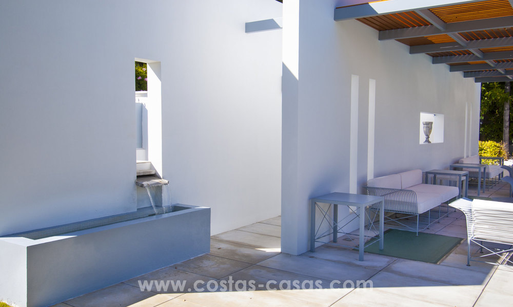 Villa contemporaine près de la plage à vendre à Guadalmina Baja, Marbella. 27669