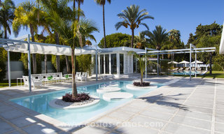 Villa contemporaine près de la plage à vendre à Guadalmina Baja, Marbella. 27671 
