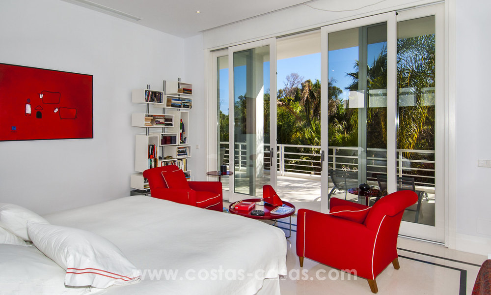 Villa contemporaine près de la plage à vendre à Guadalmina Baja, Marbella. 27699
