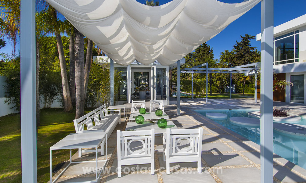 Villa contemporaine près de la plage à vendre à Guadalmina Baja, Marbella. 27712