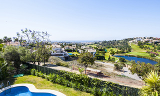 Villa avec vues fantastiques sur le golf et la mer en vente à Benahavis - Marbella 29745 