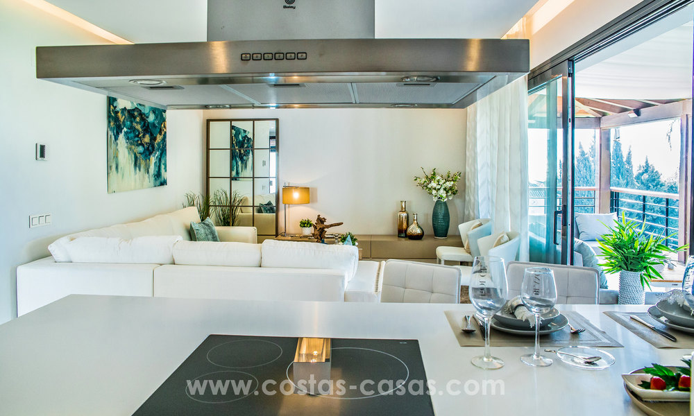 Appartements neufs et modernes à vendre à Benahavis - Marbella avec vue sur golf et mer. Dernier. Penthouse! 7339