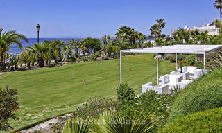 Appartements de luxe en bord de mer à vendre à Las Dunas Park, Nouvelle Mille d’Or, Marbella - Estepona 42378 