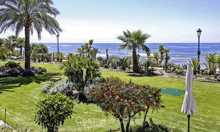 Appartements de luxe en bord de mer à vendre à Las Dunas Park, Nouvelle Mille d’Or, Marbella - Estepona 42379 