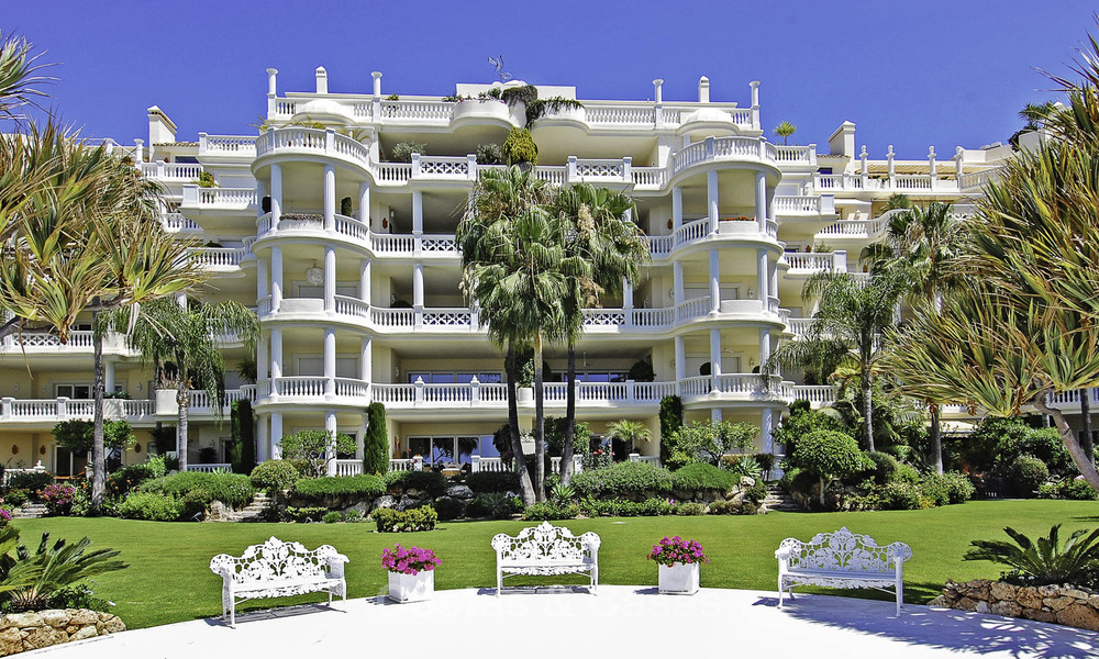 Appartements de luxe en bord de mer à vendre à Las Dunas Park, Nouvelle Mille d’Or, Marbella - Estepona 42386