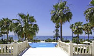 Appartements de luxe en bord de mer à vendre à Las Dunas Park, Nouvelle Mille d’Or, Marbella - Estepona 42387 