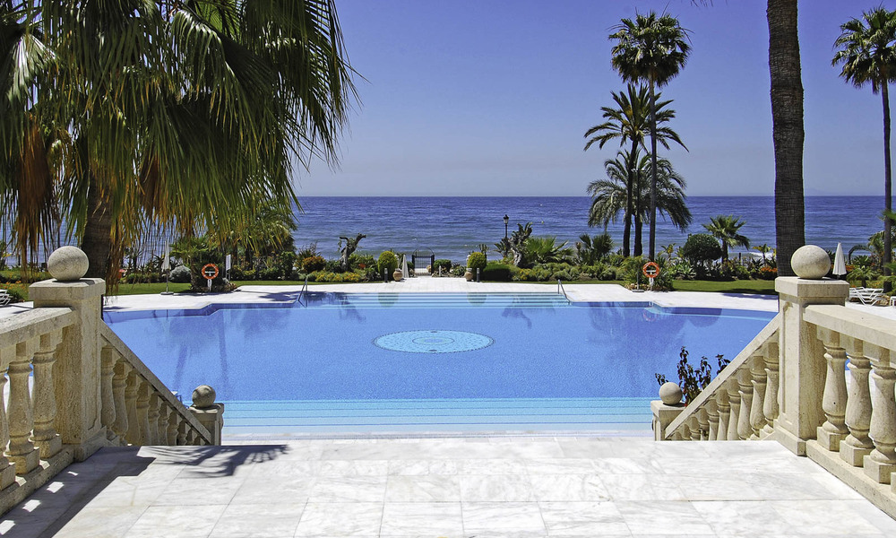 Appartements de luxe en bord de mer à vendre à Las Dunas Park, Nouvelle Mille d’Or, Marbella - Estepona 42389