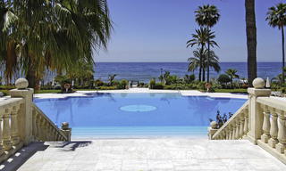 Appartements de luxe en bord de mer à vendre à Las Dunas Park, Nouvelle Mille d’Or, Marbella - Estepona 42389 