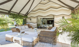 Villa contemporaine avec des influences asiatiques à vendre en première ligne de golf à Marbella 17415 