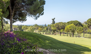 Villa contemporaine avec des influences asiatiques à vendre en première ligne de golf à Marbella 17436 