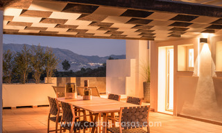 Nouveaux appartements de luxe de style andalou à vendre à Marbella 21550 